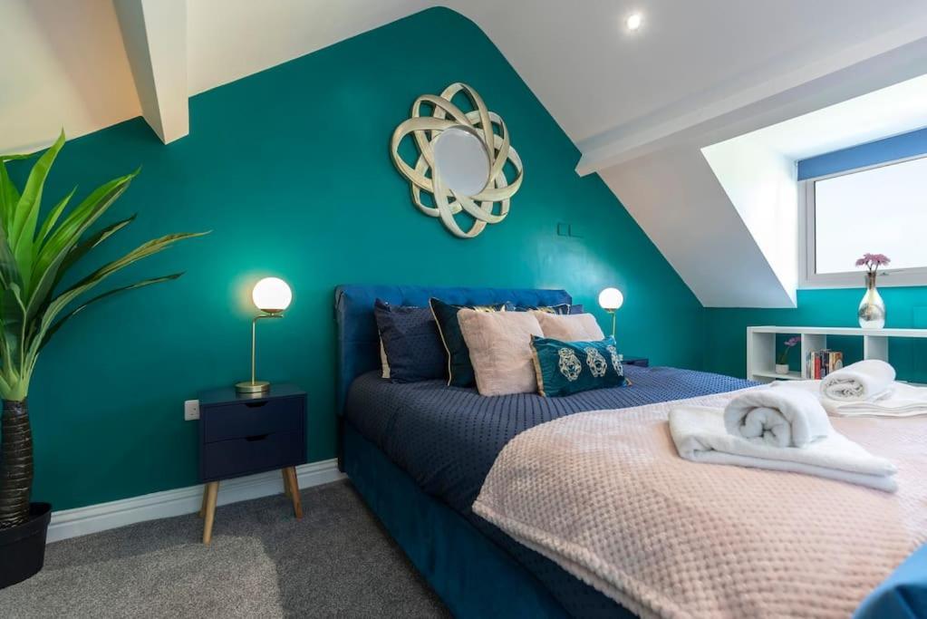 Auckland View - A Comfy & Spacious 4Bed With Views Coundon Exterior foto